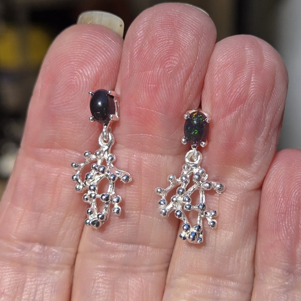 Black Opal 1k Natural Gemstone Stetling & White Gold Earrings - Picture 6 of 8